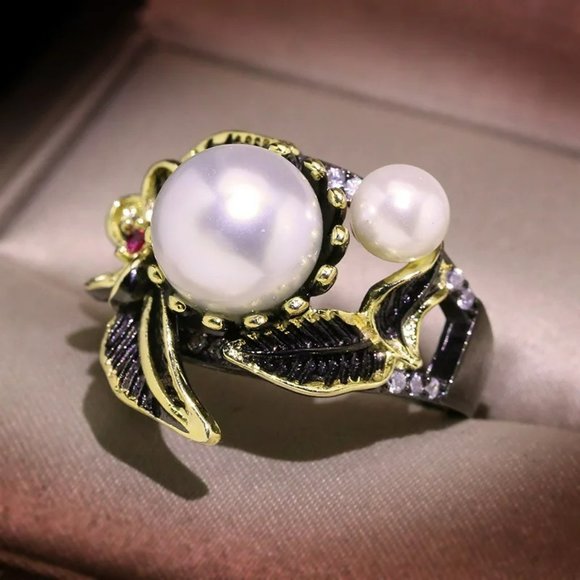 Artistic Round White Pearl Bohemia Black Leaf Flower Ring - Picture 4 of 11